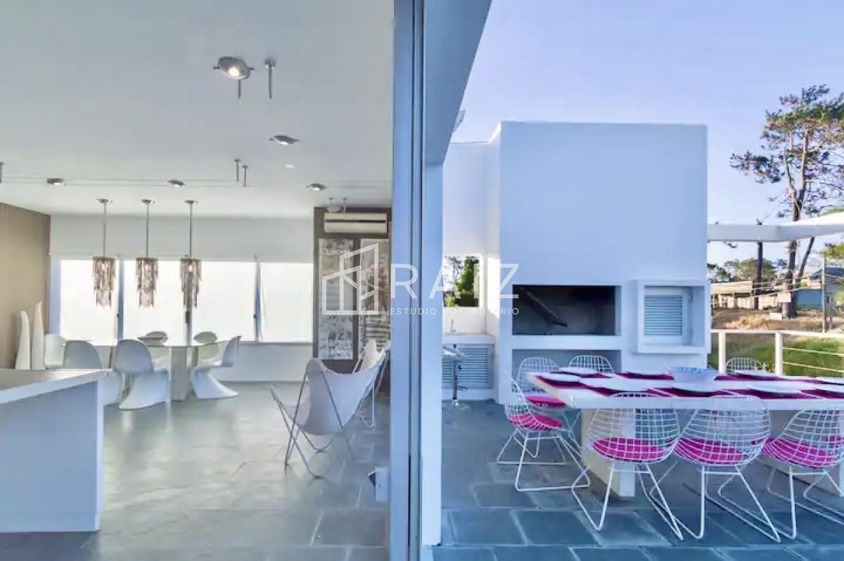 Foto de Casa 4 Dormitorios y Piscina alquiler temporada Manantiales, imagen 4