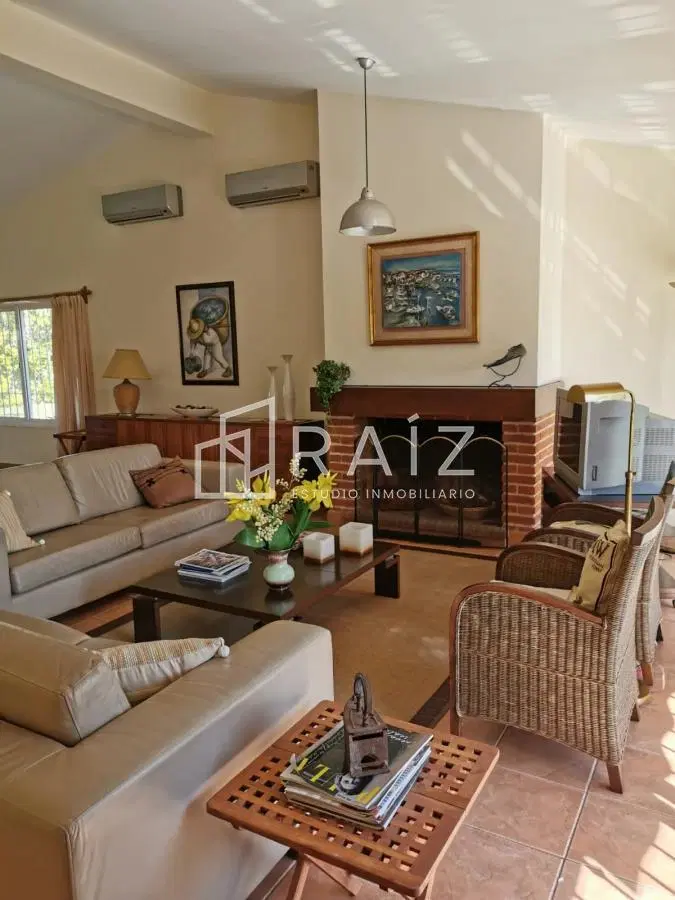 VENTA CASA 4 DORMITORIOS PLAYA MANSA 4