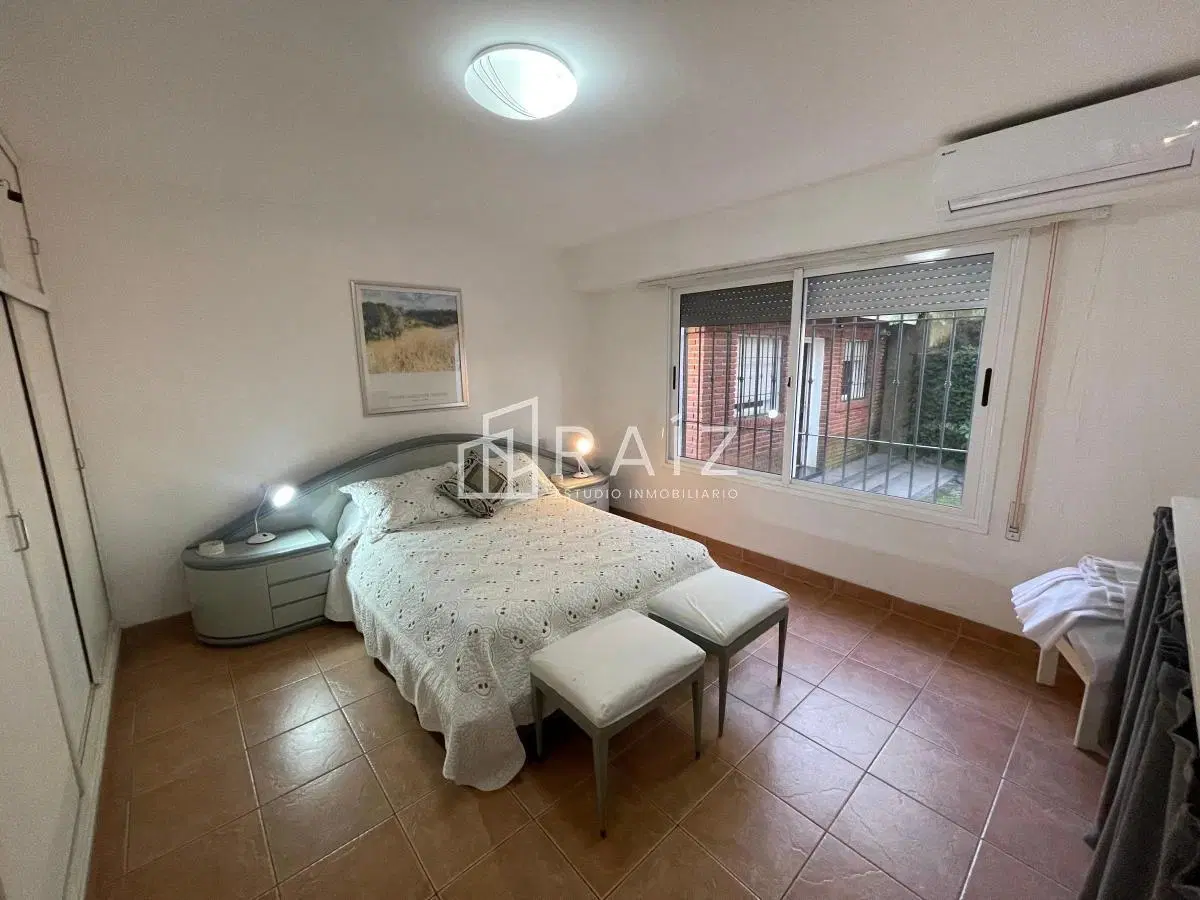 VENTA CASA 4 DORMITORIOS PLAYA MANSA 5