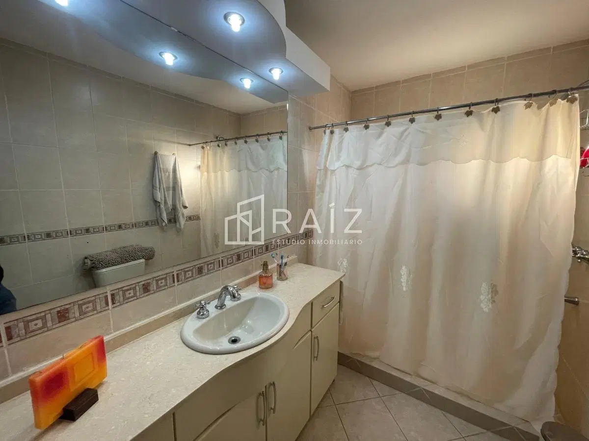 VENTA CASA 4 DORMITORIOS PLAYA MANSA 3