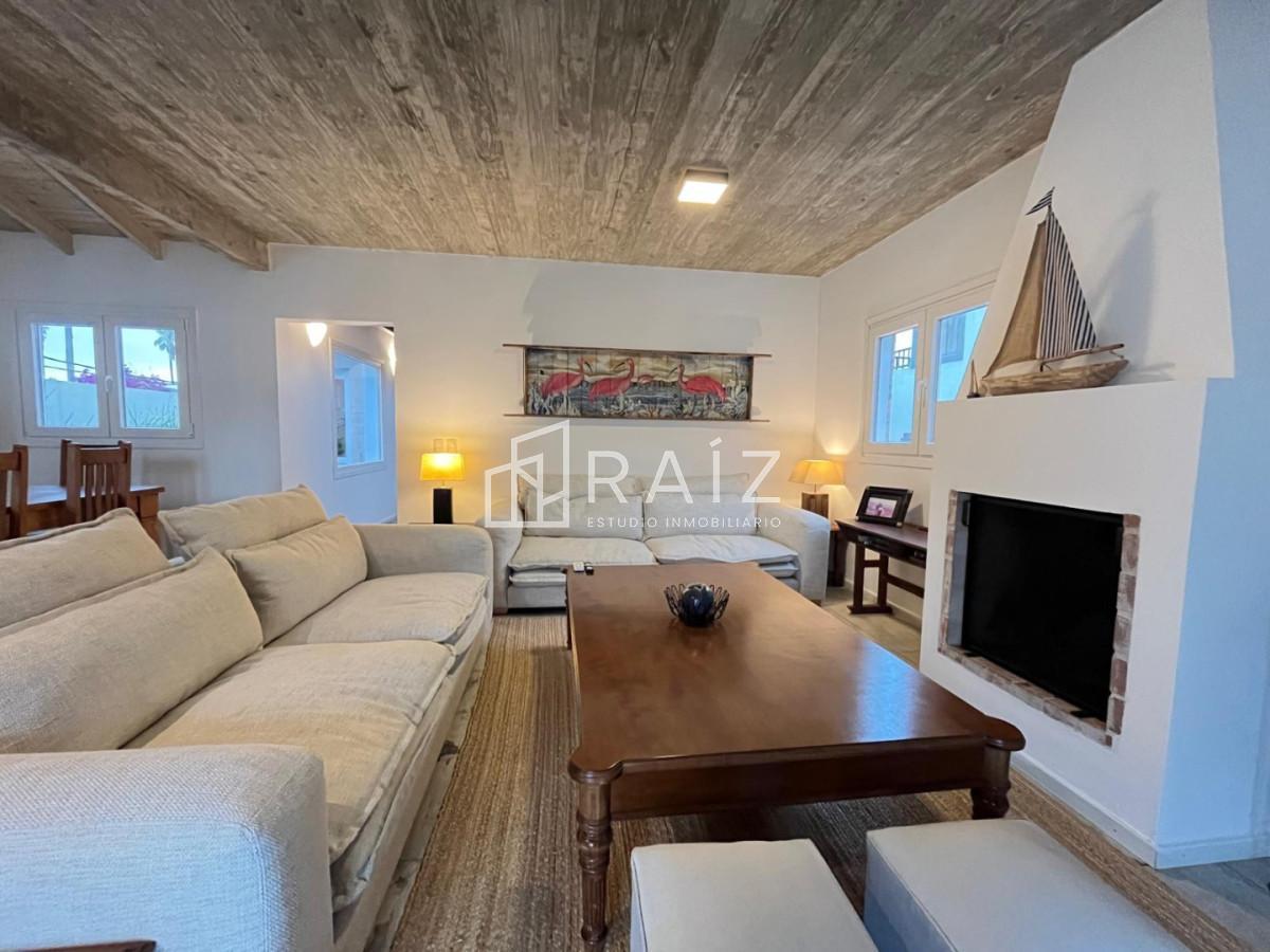 Foto de CASA 4 DORMITORIOS ALQUIILER ENERO LA BARRA, imagen 3
