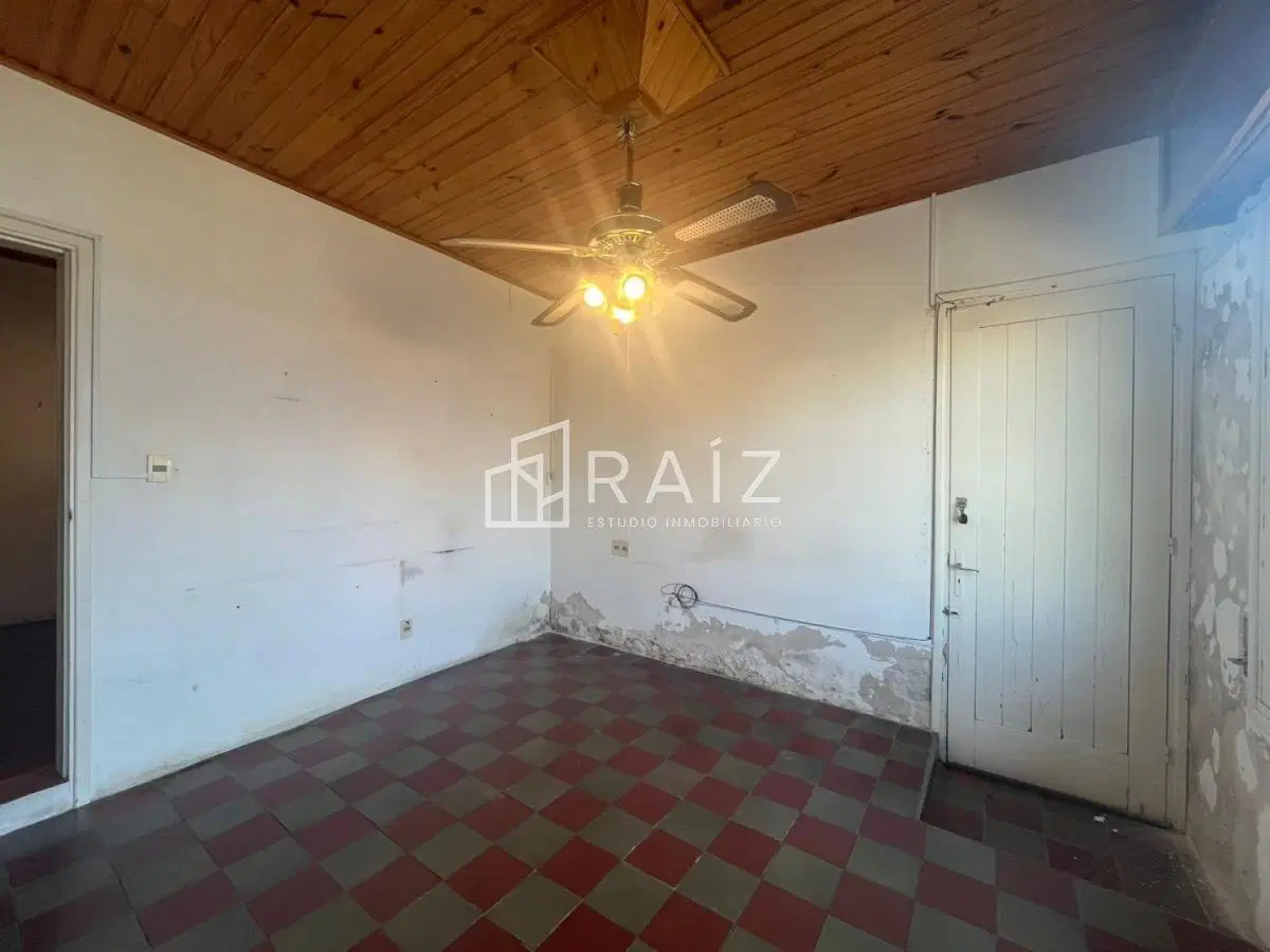 VENTA 2 CASAS MISMO PADRON SAN CARLOS 5