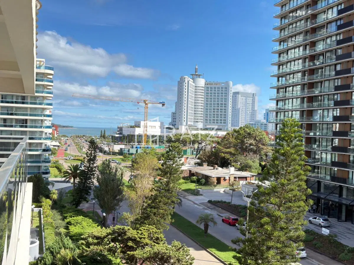 APARTAMENTO EN VENTA 1 DORMITORIO Y MEDIO CHIVERTA 5