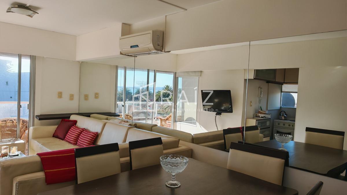 Foto de Apartamento en venta de 1 dormitorio y medio en Punta del Este, imagen 2