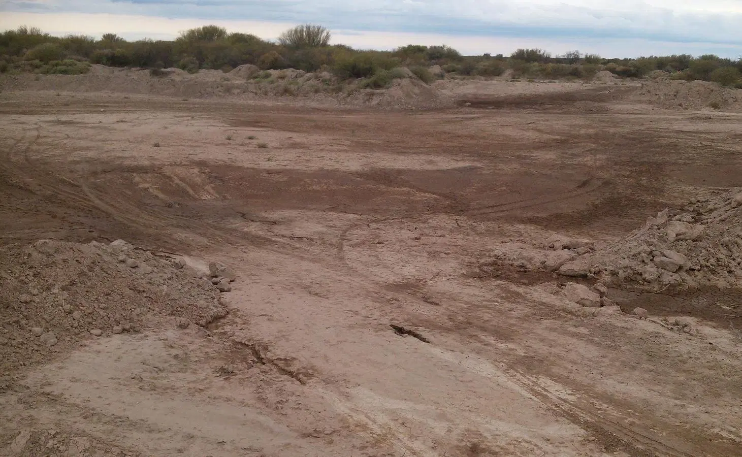CAMPO EN VENTA LAVALLE - PRODUCCIÓN AGRÍCOLA GANADERA EÓLICA- 2
