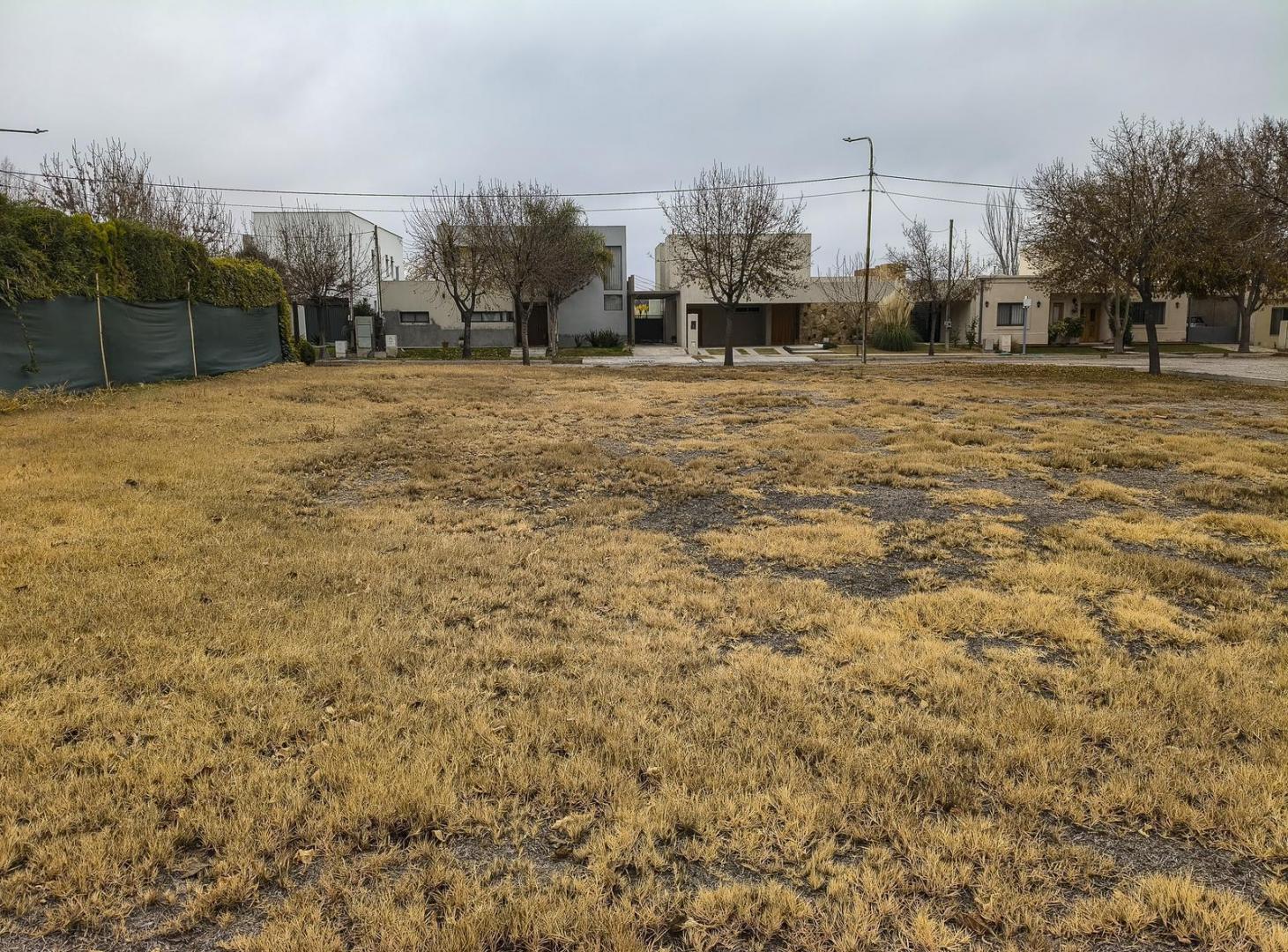 VENTA LOTE ESQUINA BARRIO SOL ANDINO I CON TOUR VIRTUAL