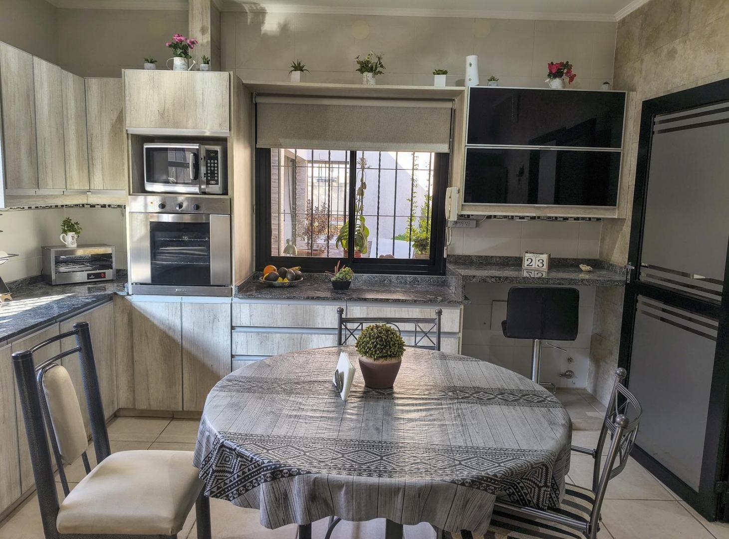 Foto de CASA CON GALPON EN CRUZ DE PIEDRA, MAIPU CON TOUR VIRTUAL, imagen 1