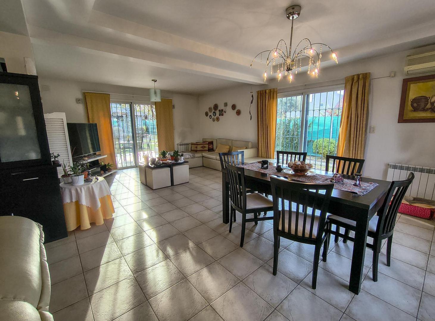 Foto de VENTA CASA EN BARRIO PRIVADO DON DAVID VISTALBA LUJAN DE CUYO CON TOUR, imagen 2