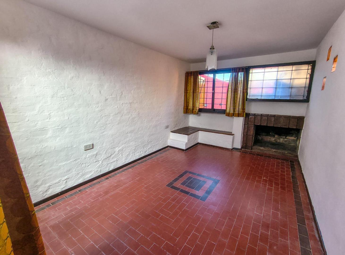 Foto de CASA EN VENTA BARRIO SANTA ANA CON TOUR VIRTUAL, imagen 2