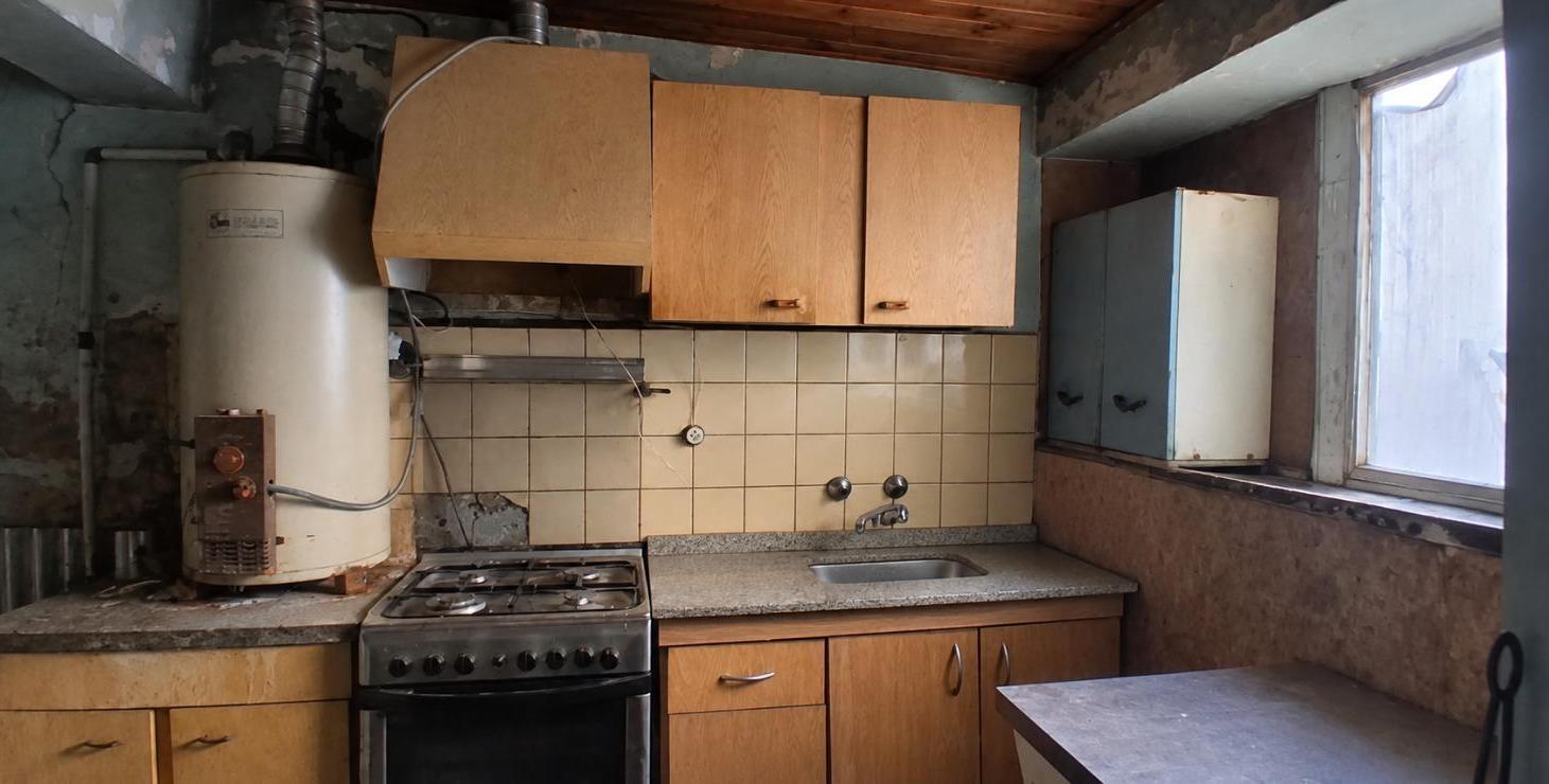 Foto de CASA EN VENTA GODOY CRUZ PARA RECICLAR, imagen 1