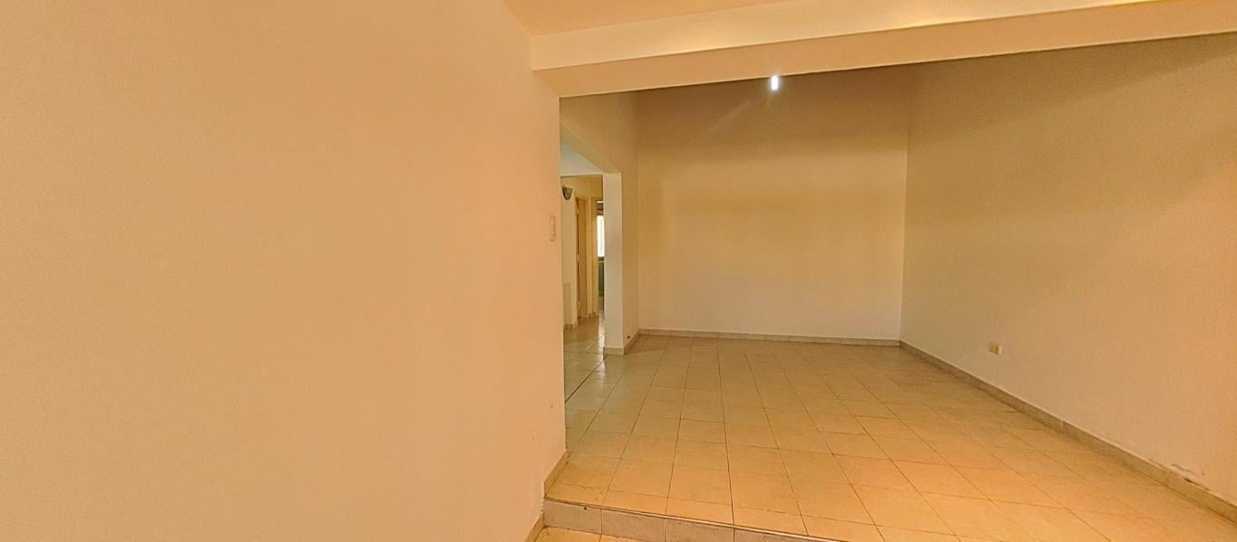 Foto de CASA CON DEPARTAMENTO EN VENTA B° SAN IGNACIO GODOY CRUZ CON TOUR, imagen 2