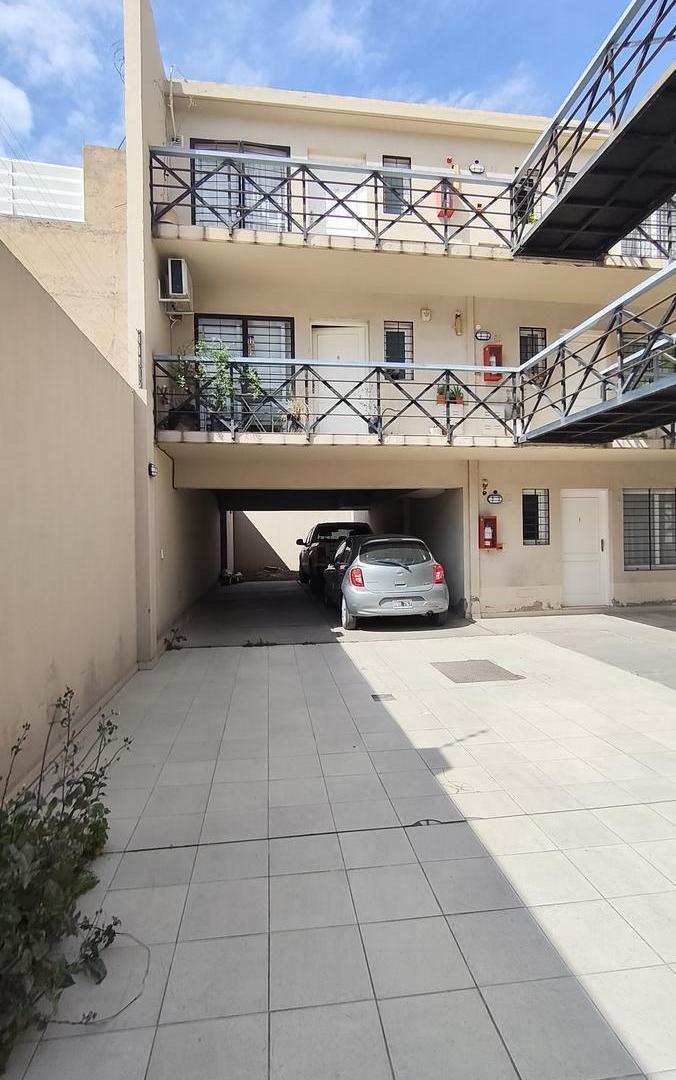 Foto de COCHERA DOBLE EN VENTA CALLE BELTRAN DE BARRIO BOMBAL GODOY CRUZ, imagen 5
