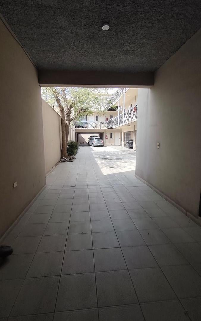 Foto de COCHERA DOBLE EN VENTA CALLE BELTRAN DE BARRIO BOMBAL GODOY CRUZ, imagen 4