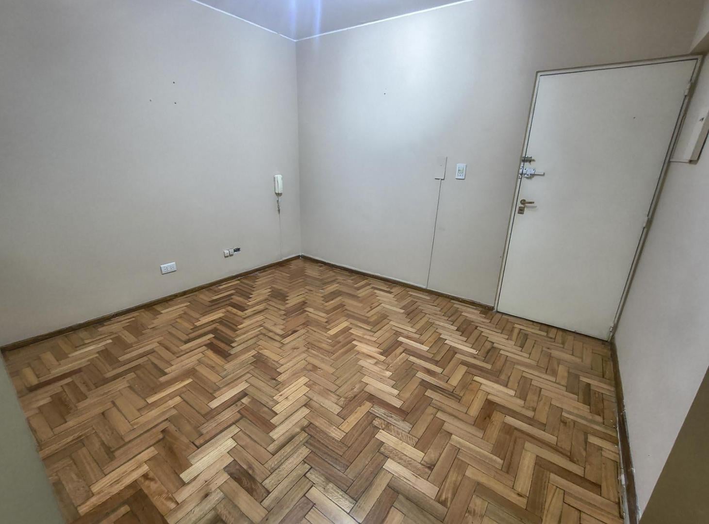 Foto de OFICINA EN VENTA CIUDAD DE MENDOZA CON TOUR VIRTUAL, imagen 3