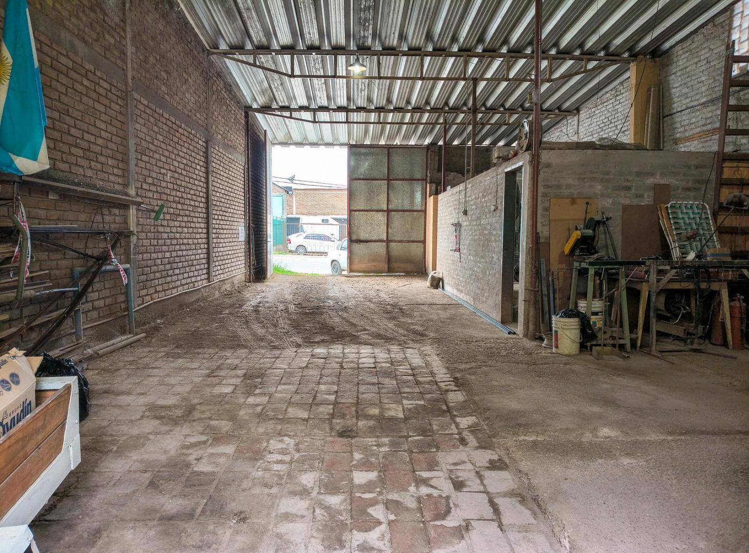 Foto de CASA CON GALPÓN EN GUAYMALLEN CON TOUR VIRTUAL, imagen 2