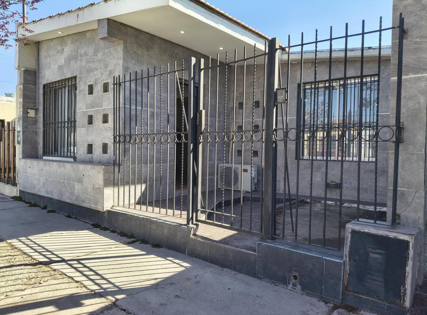 Foto de Casa en Venta B° Dolores Prat de Huisi,, imagen 2