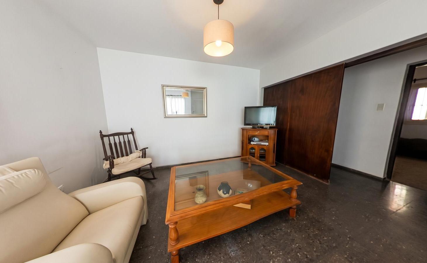 Foto de CASA EN VENTA SEXTA SECCION MENDOZA 3 DORMITORIOS CON TOUR VIRTUAL, imagen 3