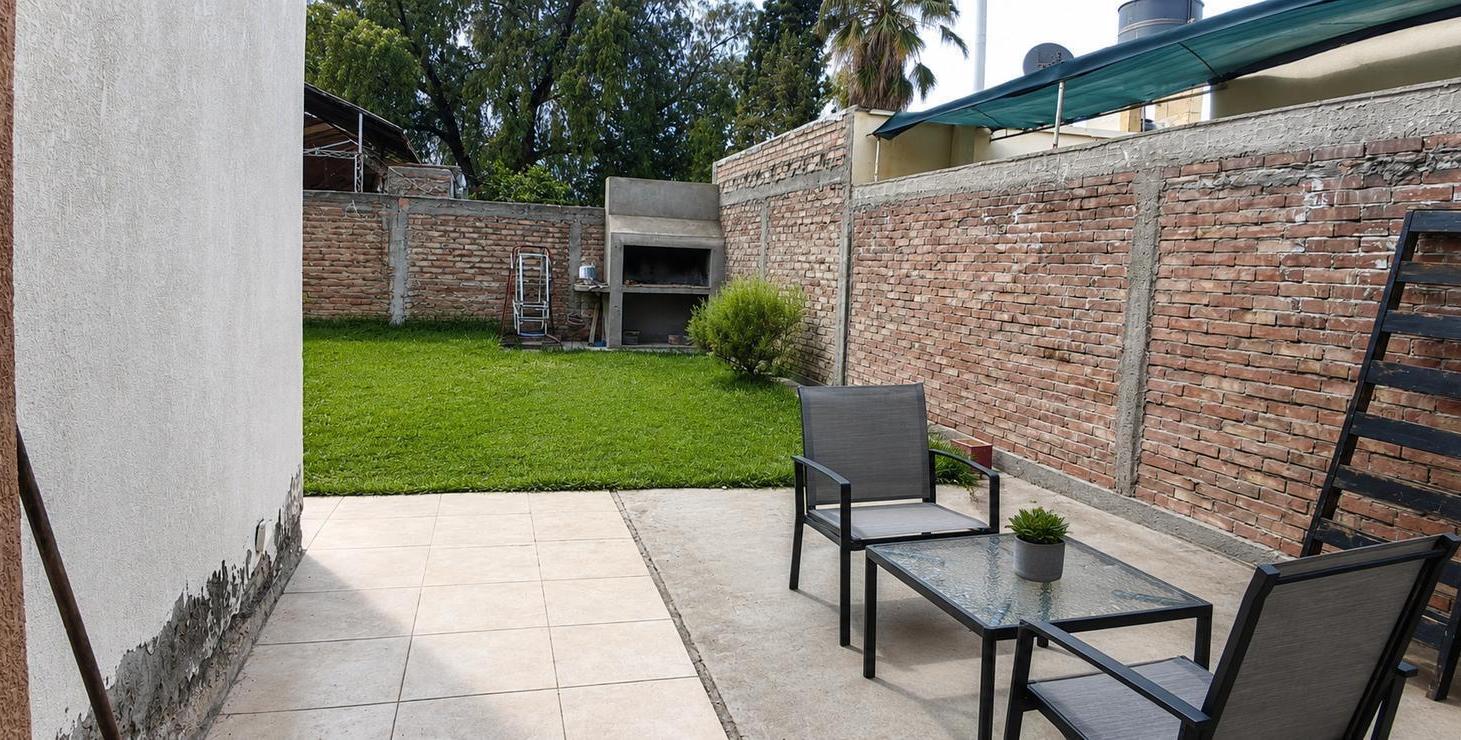Foto de CASA EN VENTA ZONA RESIDENCIAL - BARRIO EL PARAISO JUNIN MENDOZA, imagen 2