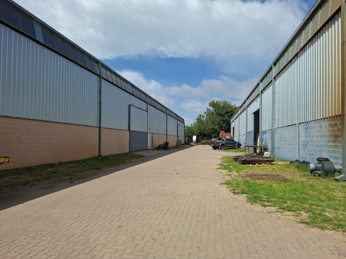 ALQUILER de Galpon en Guiñazu