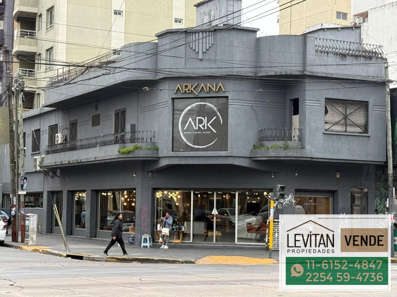 Foto de Local Comercial en Esquina sobre Av. Yrigoyen a 100 m de Estación Lanús, imagen 2
