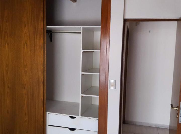 ALQUILO DEPARTAMENTO GRANDE COMPLEJO CERRADO 2 HABITACIONES COCHERA 2