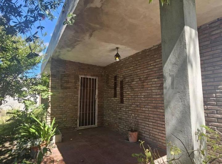 CASA EN VENTA - APTO CREDITO!!!  EN GENERAL PACHECO BARRIO LAS TUNAS 4
