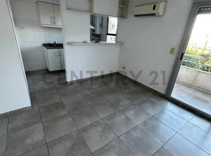 ALQUILER DEPARTAMENTO 2 AMBIENTES COCHERA Y BALCON 2
