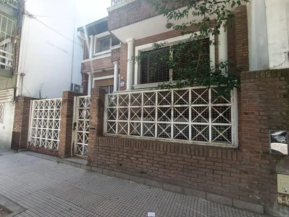 Lote propio en venta en Caballito / Casa a reciclar -  Ideal desarrollo inmobiliario 3