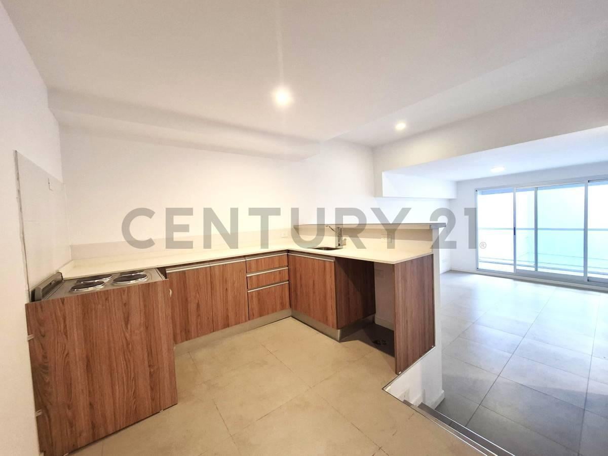 Foto de Venta DOS ambientes con patio en primer piso, contrafrente., imagen 1