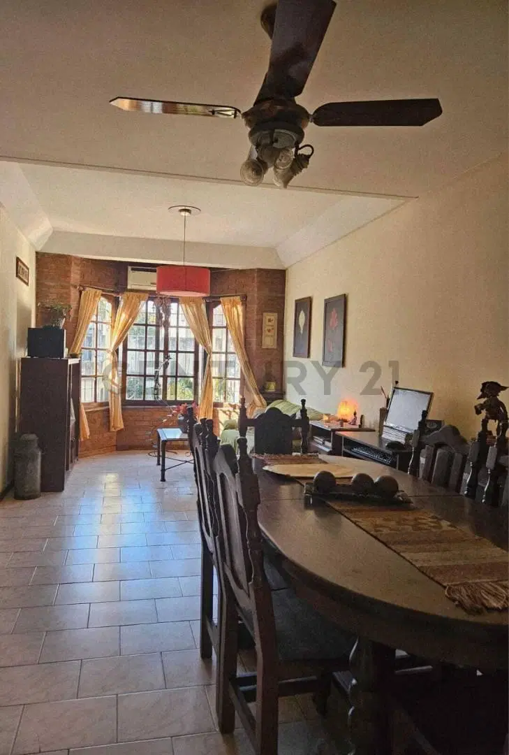 VENTA TRIPLEX  4AMB VERSALLES JARDIN TERRAZA PILETA 2