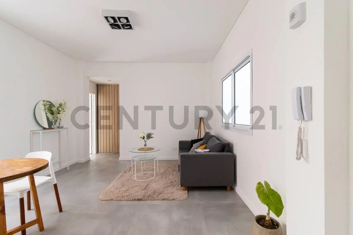 PH 2 Ambientes A Estrenar – Reciclado Íntegramente a Nuevo con Patio y Gran Terraza Propia 3