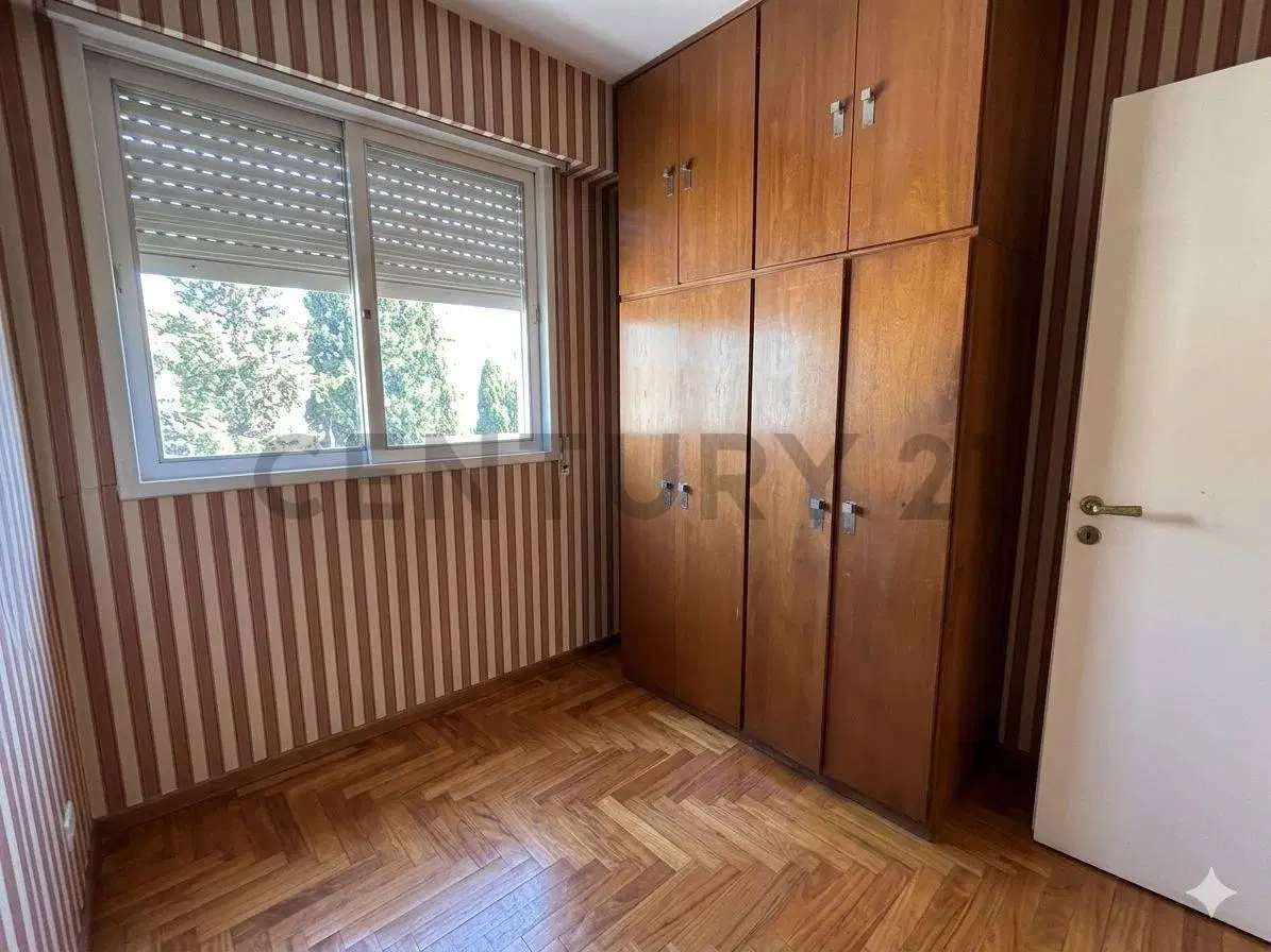 Venta Departamento 3 Ambientes en Flores | Luminoso, Silencioso, Cerca Subte A y Tren Sarmiento 5