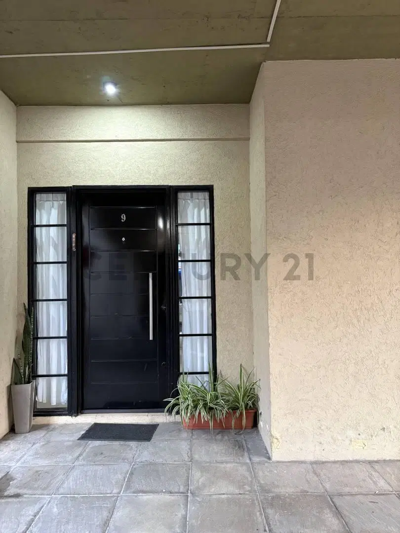 TRIPLEX 4 AMBIENTES EN VENTA EN MORÓN 3