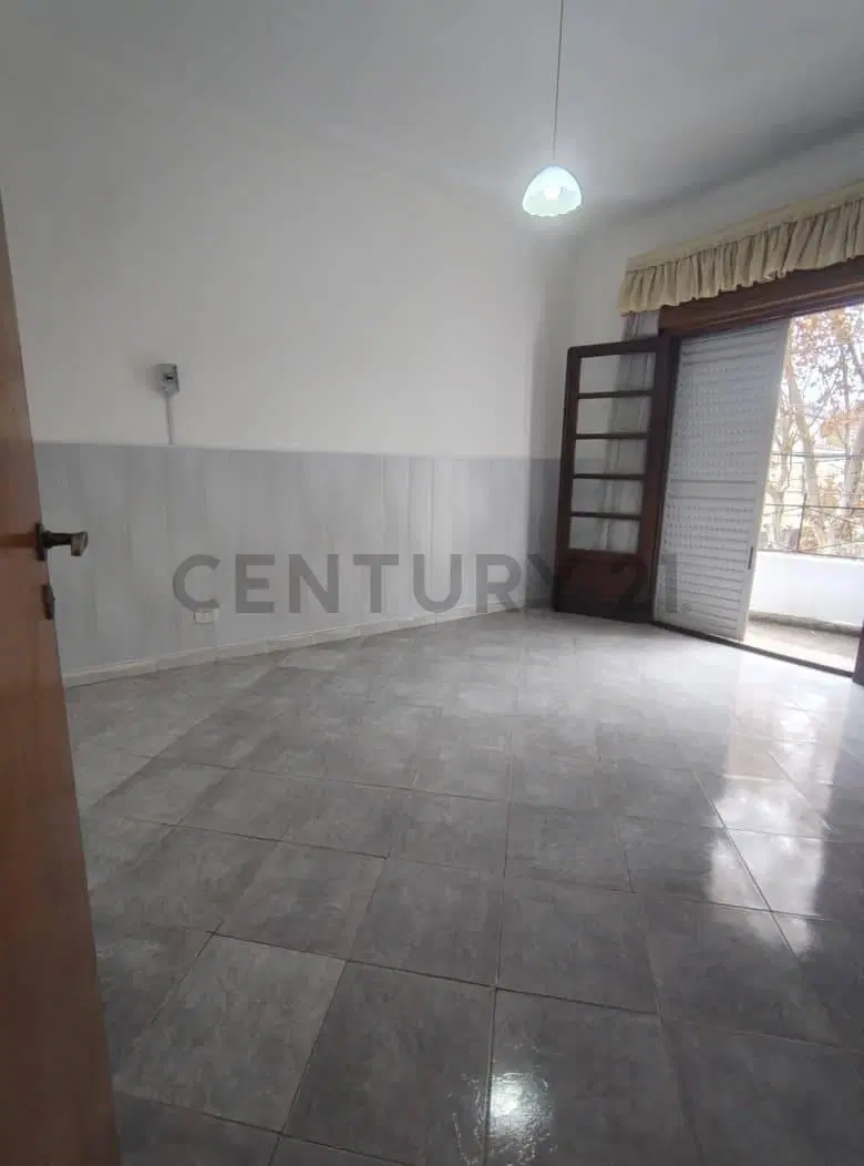 VENTA DE PH 3 AMB APTO CREDITO BANFIELD CENTRO 3
