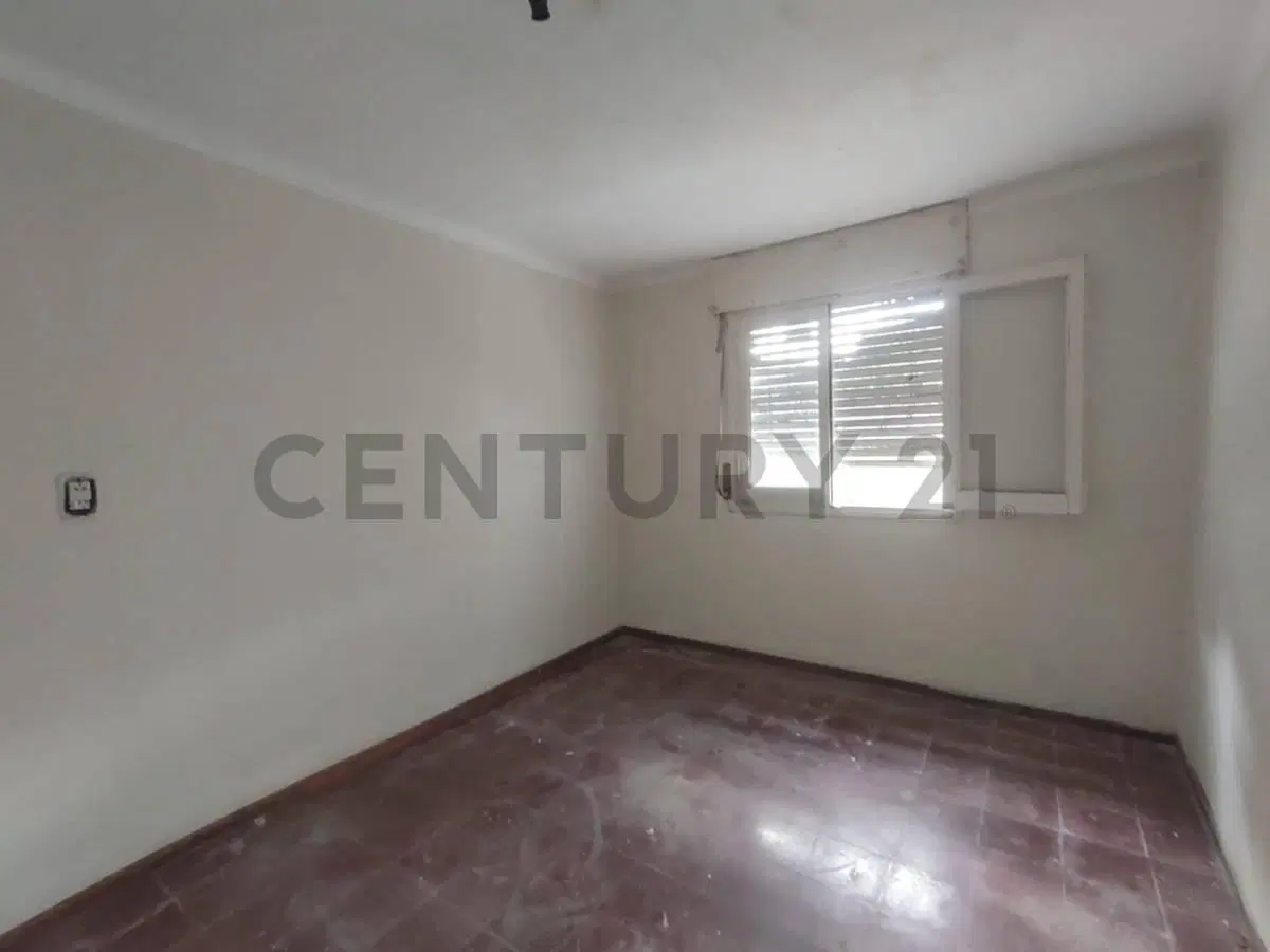 CASA EN VENTA EN EL CENTRO DE CARMEN DE ARECO 5