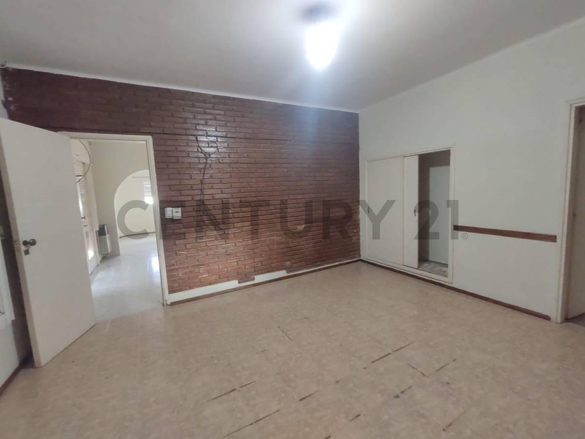 Foto de CASA EN VENTA EN EL CENTRO DE CARMEN DE ARECO, imagen 2