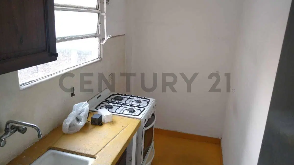 Alquiler de Departamento en Villa del Parque 8