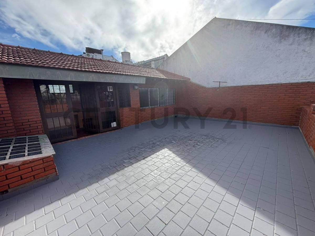 Foto de Alquiler vivienda o uso profesional | Entre Av. Cabildo y Av. del Libert, imagen 2