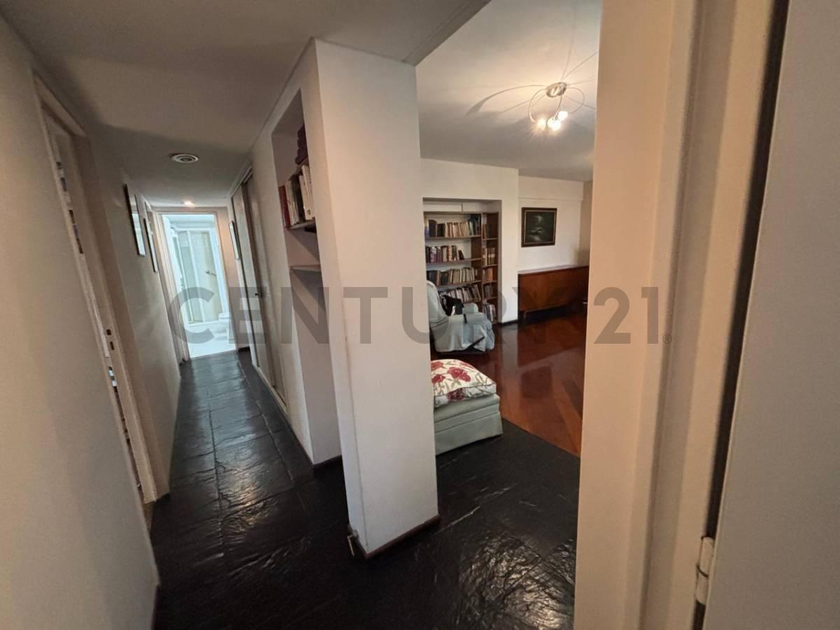 Foto de Departamento en Venta 4 Ambientes en San Isidro | Balcón Aterrazado, imagen 1