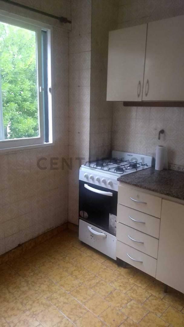 Foto de Monoambiente en alquiler Balvanera Bajas Expensas, imagen 5