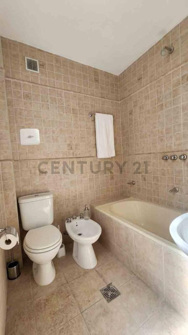 Foto de VENTA PH VILLA DEVOTO- 2 DORMITORIOS-PATIO Y TERRAZA-APTO CREDITO-SIN, imagen 5