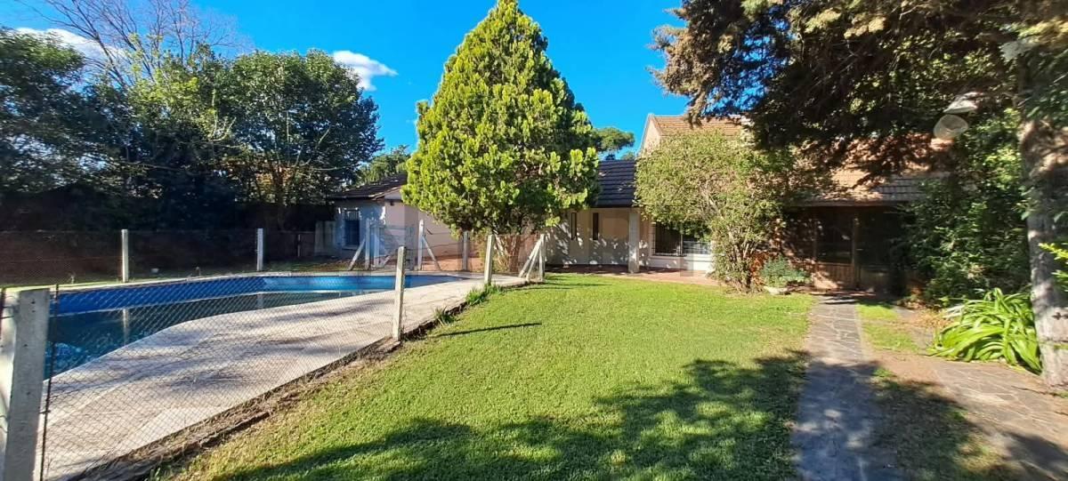 Foto de VENTA | CASA QUINTA CON PILETA Y AMPLIO PARQUE | LA REJA – MORENO, imagen 2