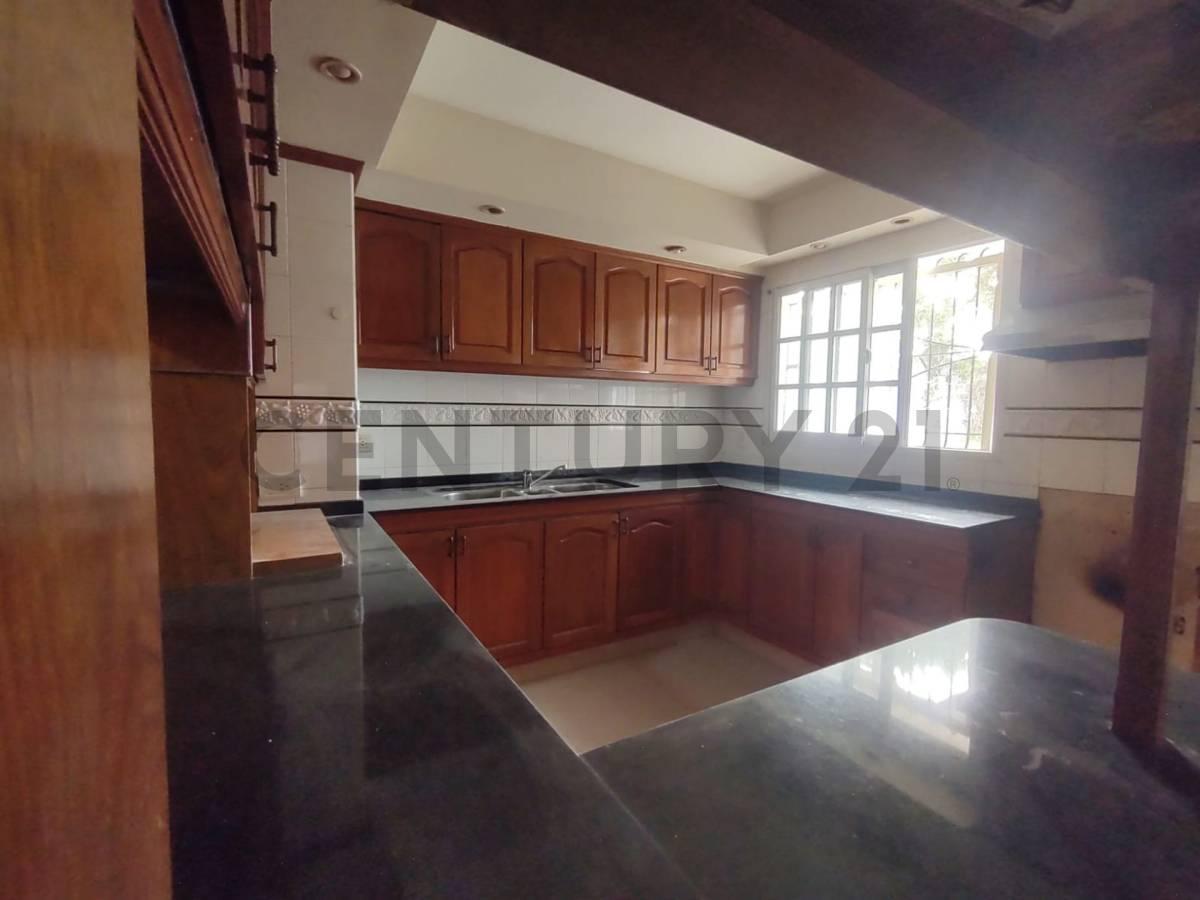 Foto de CASA EN VENTA EN EL CENTRO DE CARMEN DE ARECO, imagen 5