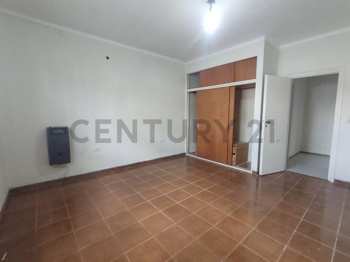 Foto de CASA EN VENTA EN EL CENTRO DE CARMEN DE ARECO, imagen 3
