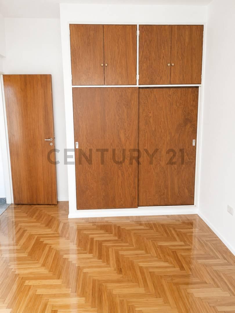 Foto de VENTA DEPARTAMENTO EN SAAVEDRA CON ENTRADA INDEPENDIENTE -PATIO- APTO, imagen 4