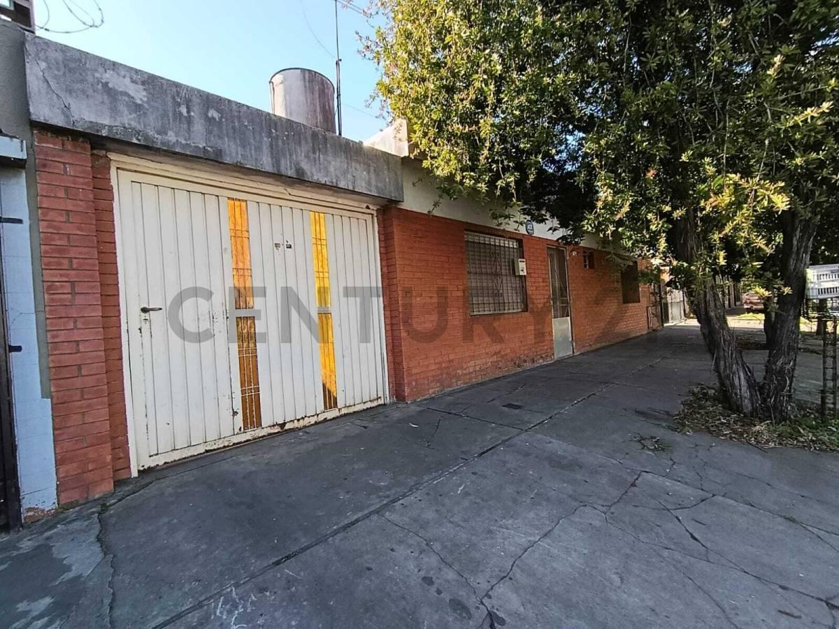Foto de Dos Casas sobre el mismo lote - Villa Ballester, imagen 1