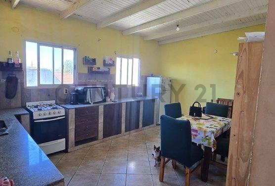 Foto de 3 unidades en lote 300m2 con parque y cochera, imagen 1
