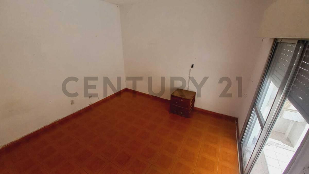 Foto de Venta de CASA DOS FAMILIAS en villa Bosch, imagen 2