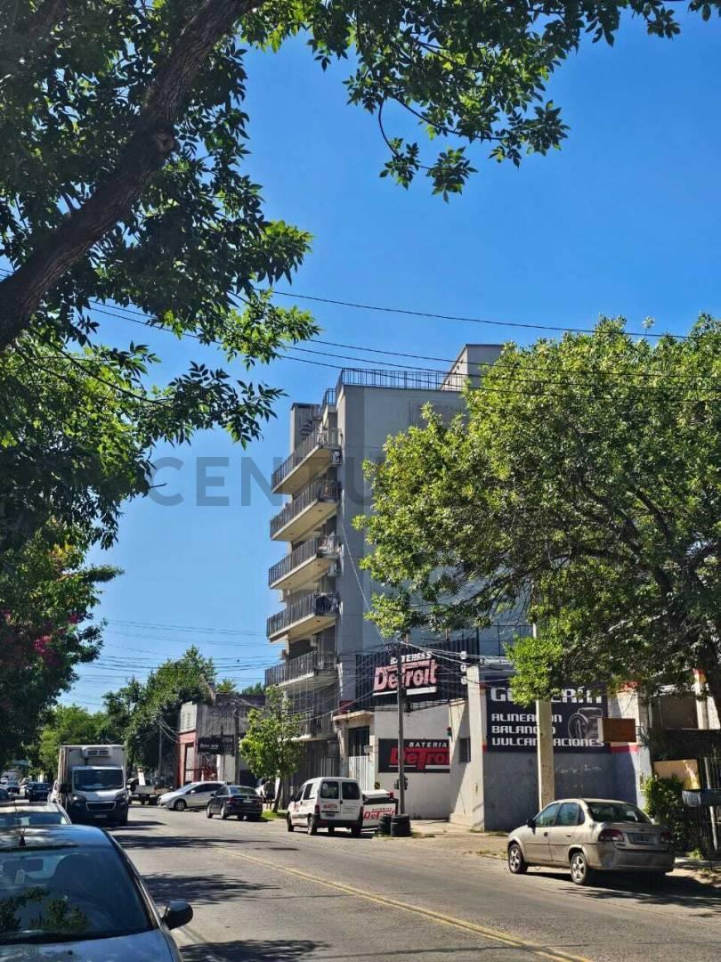 Foto de Casa con gran potencial sobre Av. Italia – Tigre, imagen 3