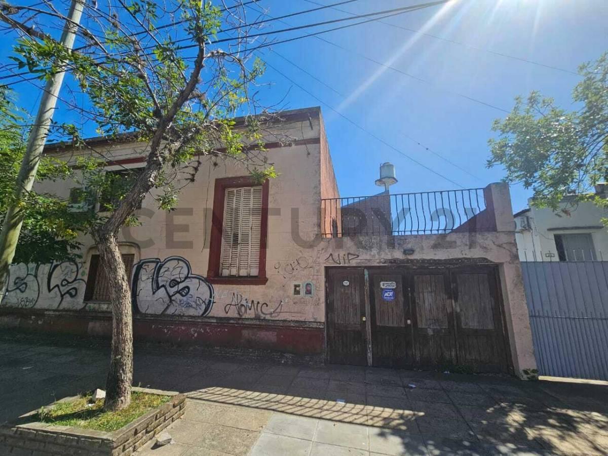 Foto de Casa con gran potencial sobre Av. Italia – Tigre, imagen 2